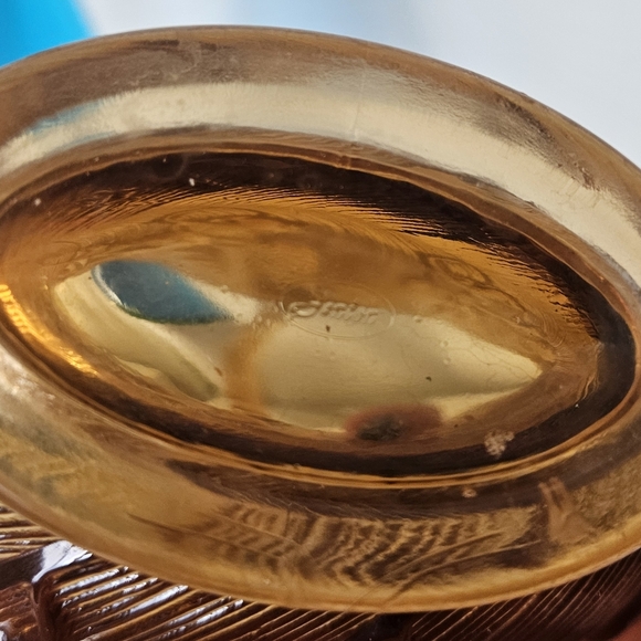 Fenton Amber Cameo Lily of the Valley Basket - Picture 10 of 10